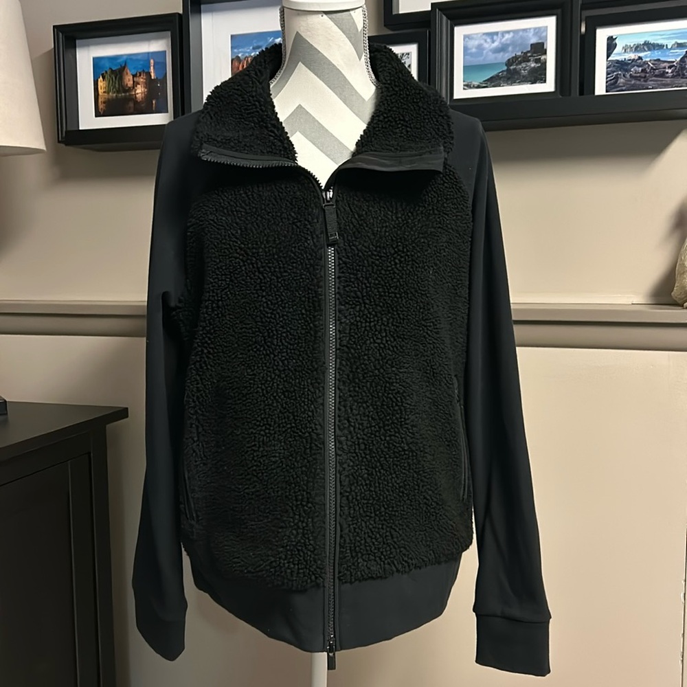 Athleta Range Sherpa Jacket, Full Zip, Black, Large